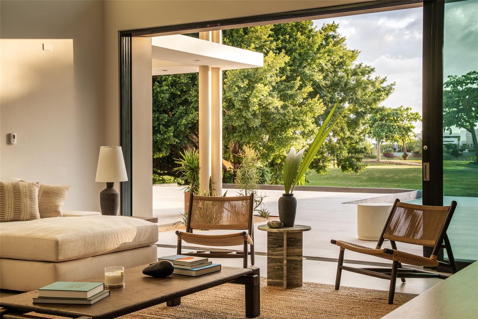 DORADO COUNTRY ESTATES - Residential