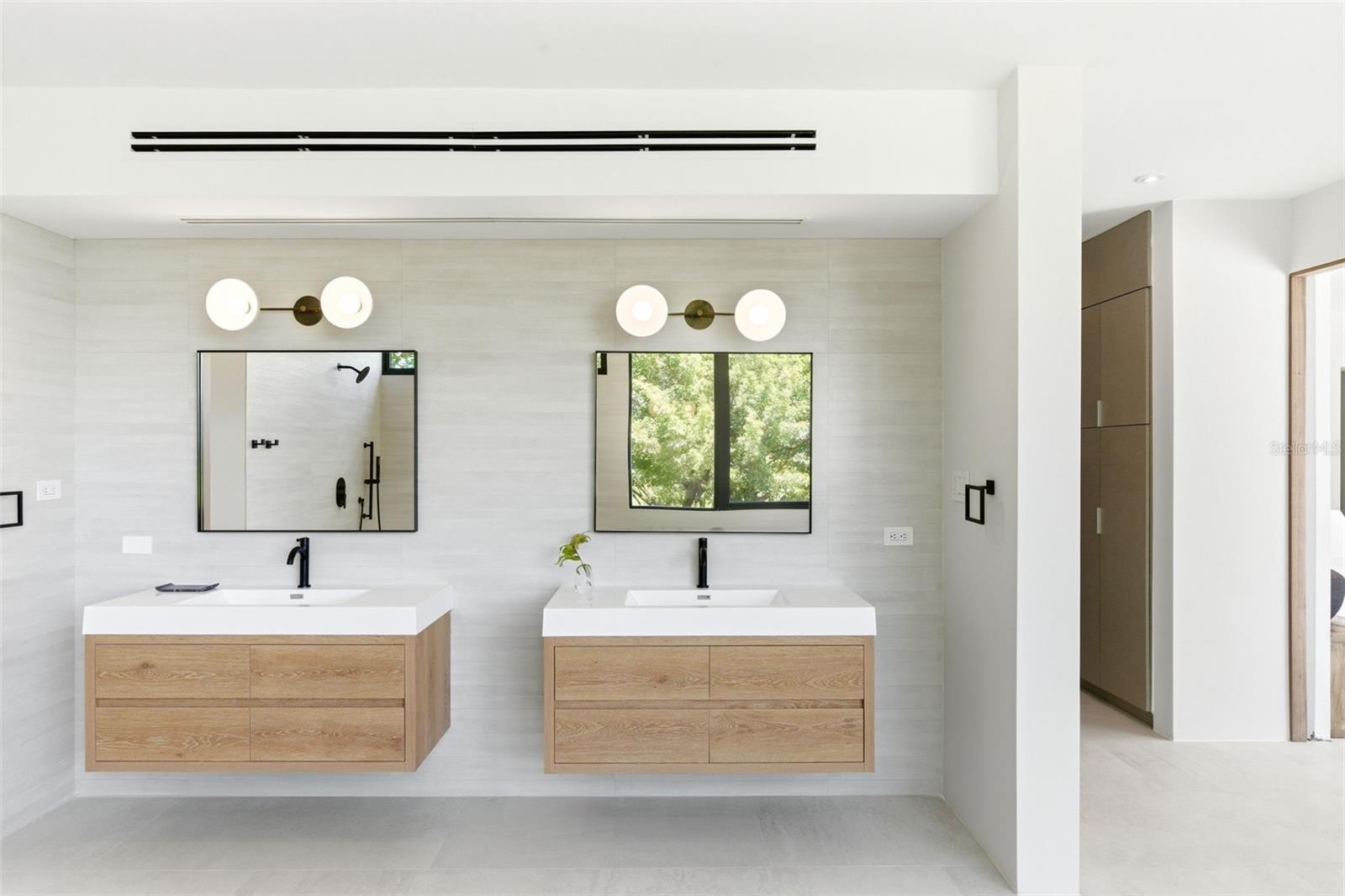 DORADO COUNTRY ESTATES - Residential