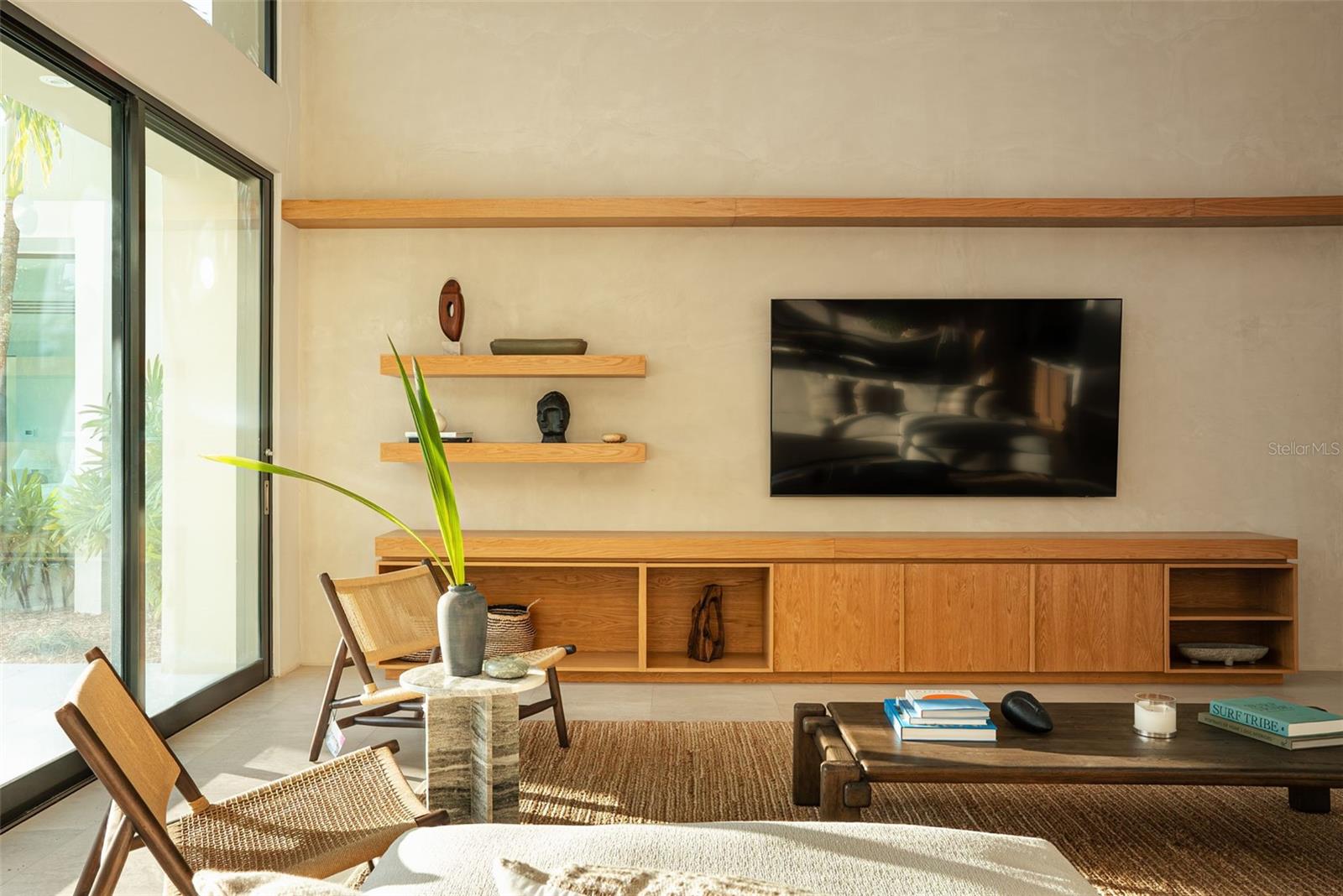 DORADO COUNTRY ESTATES - Residential