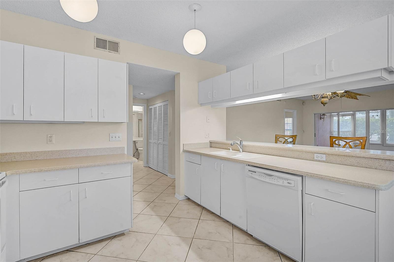 FAIRWAY TRACE - Residential
