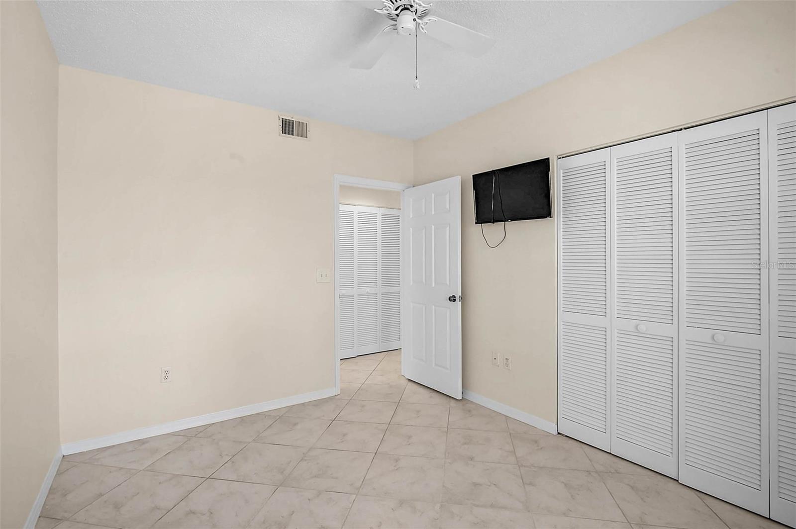 FAIRWAY TRACE - Residential