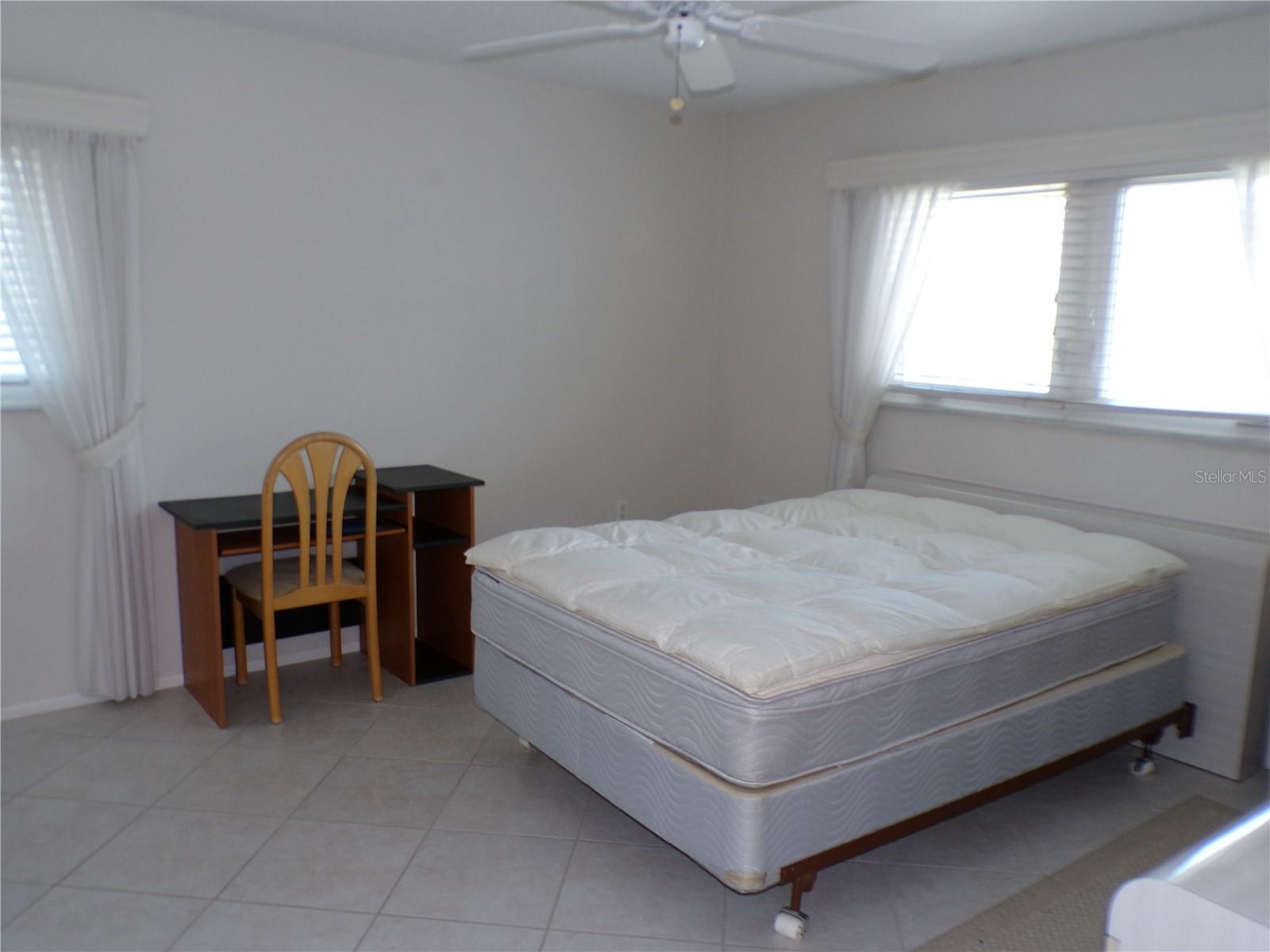 COUNTRY CLUB APTS - Residential Lease