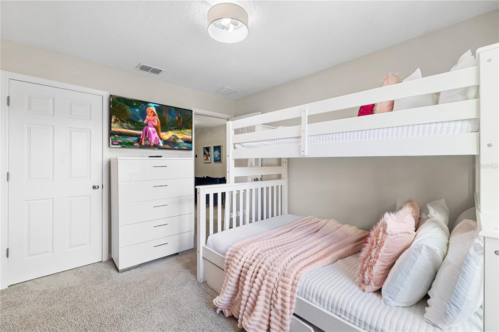 SOLARA RESORT - Residential