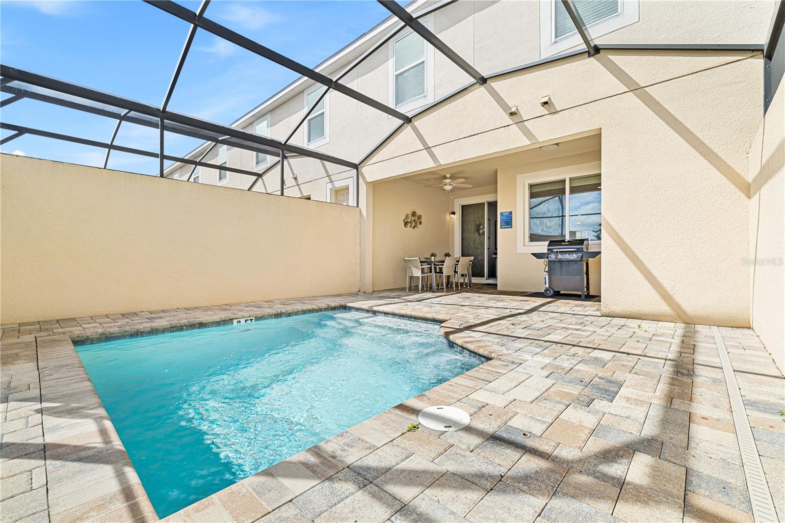 SOLARA RESORT - Residential