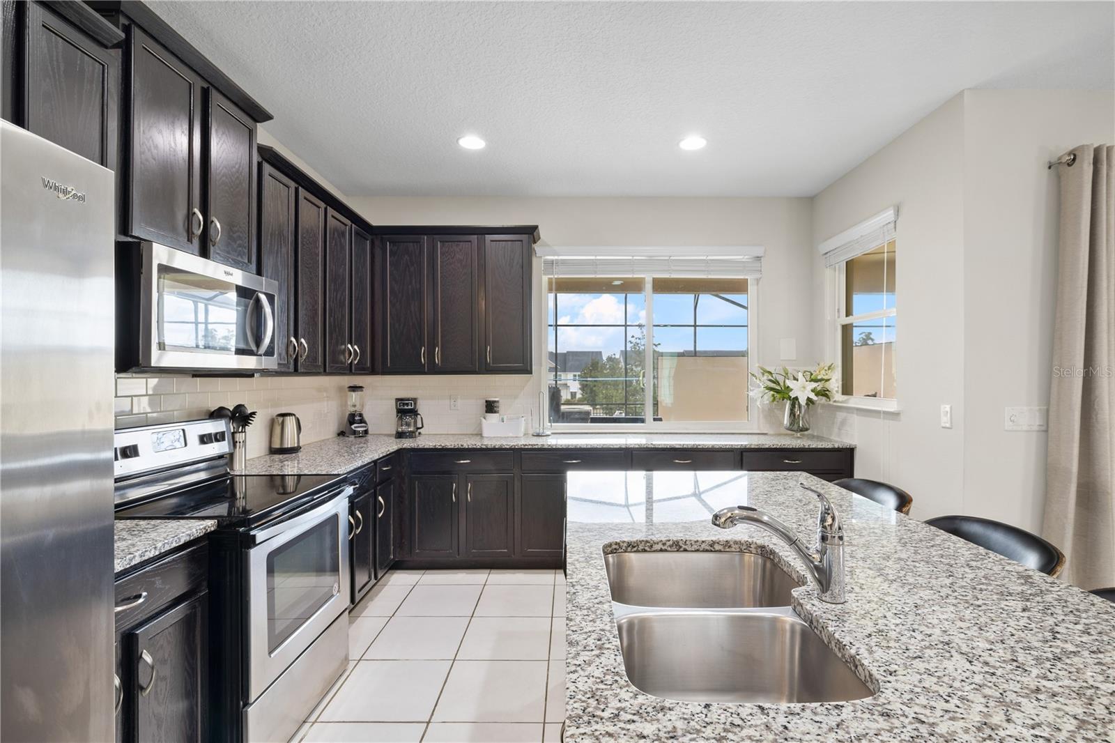 SOLARA RESORT - Residential