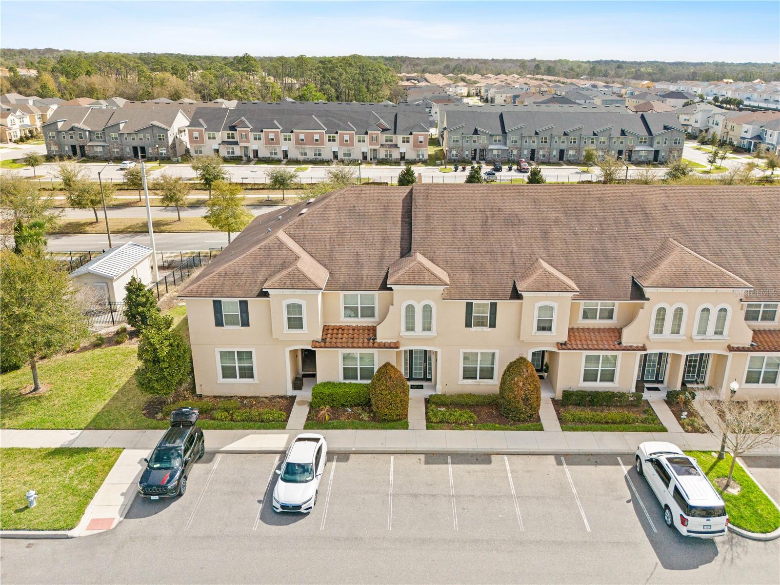 SOLARA RESORT - Residential