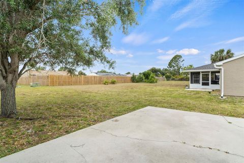 A home in PORT CHARLOTTE