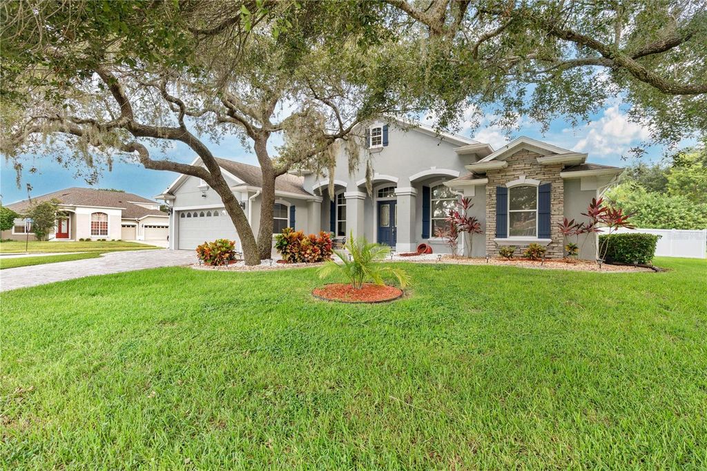 Photo of 1621 Marina Lake Drive, Kissimmee, FL 34744 (MLS # O6324797)