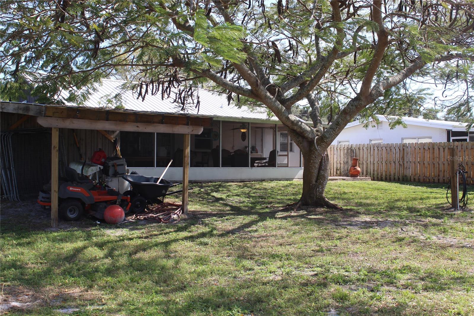 WILCOX SHORES - Residential