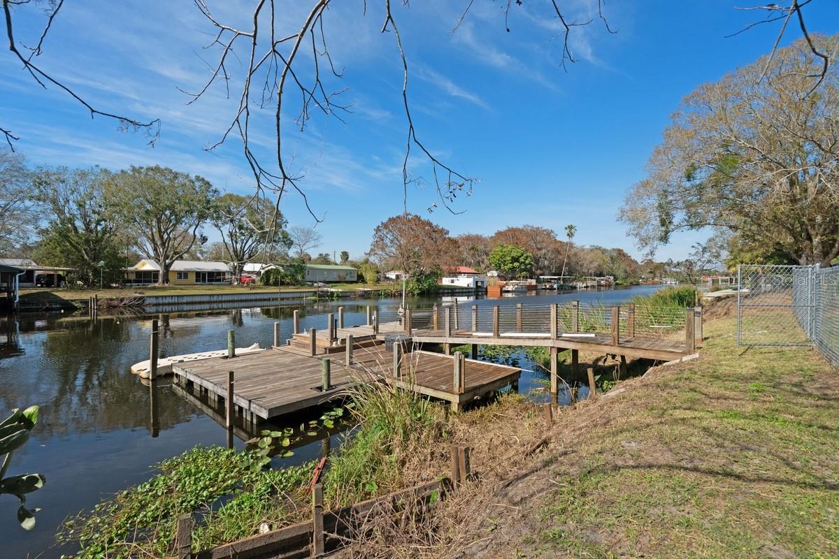 WILCOX SHORES - Residential