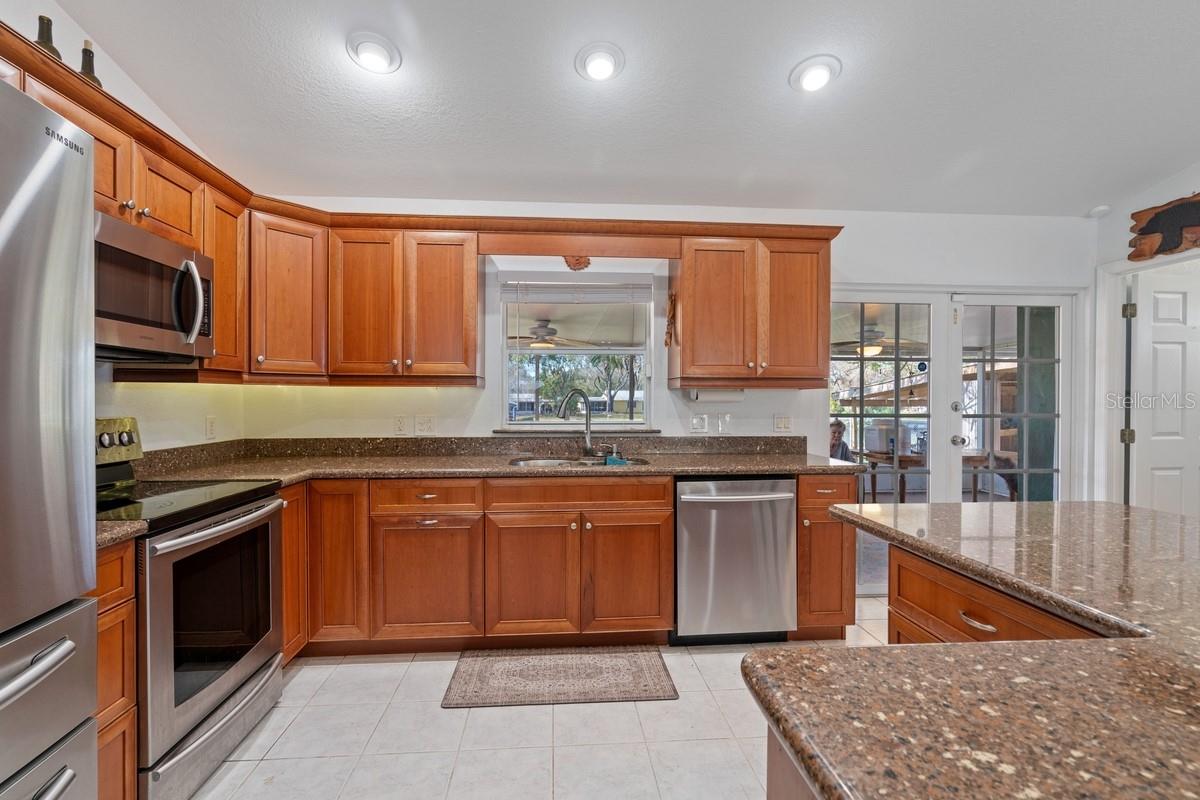 WILCOX SHORES - Residential