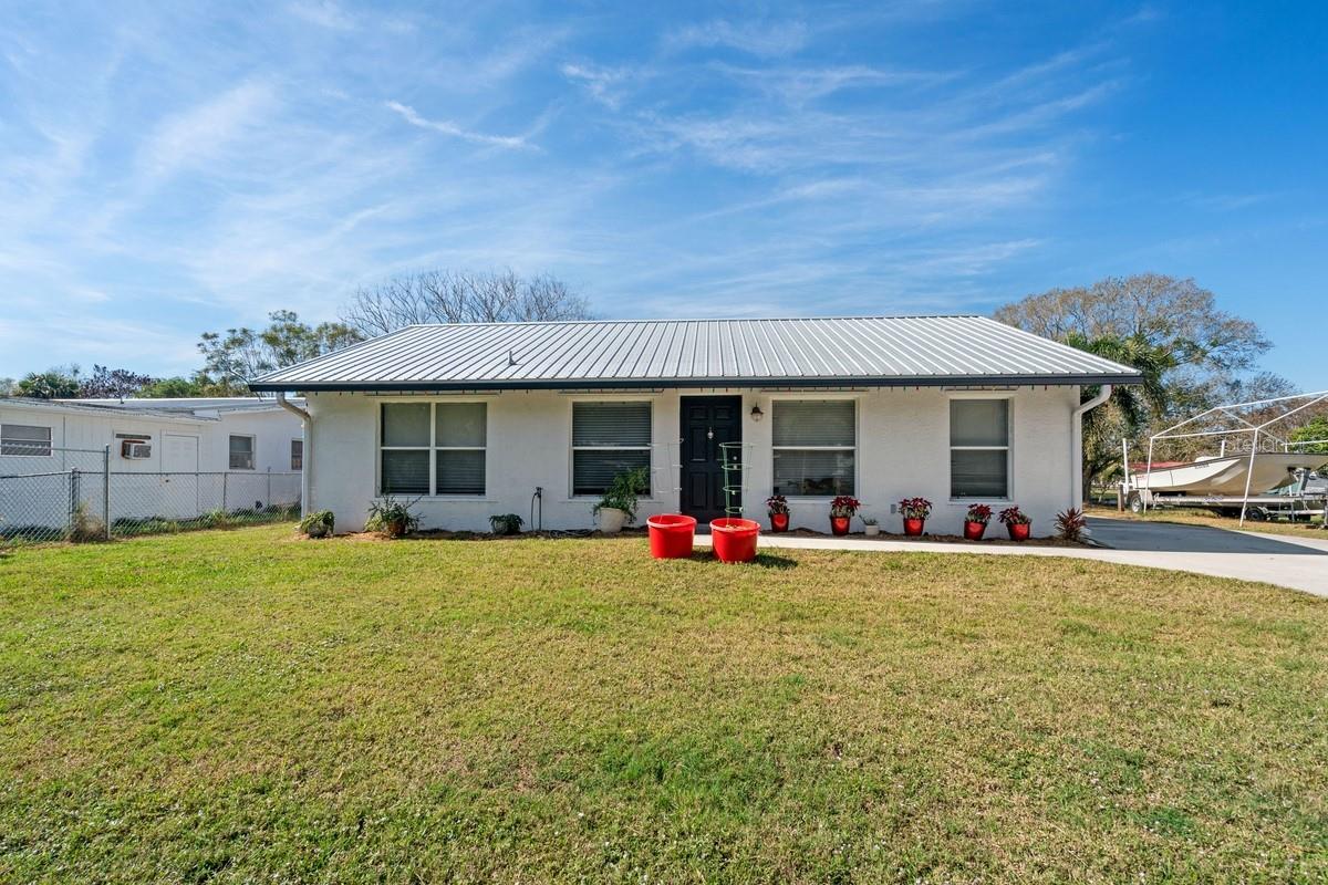 WILCOX SHORES - Residential
