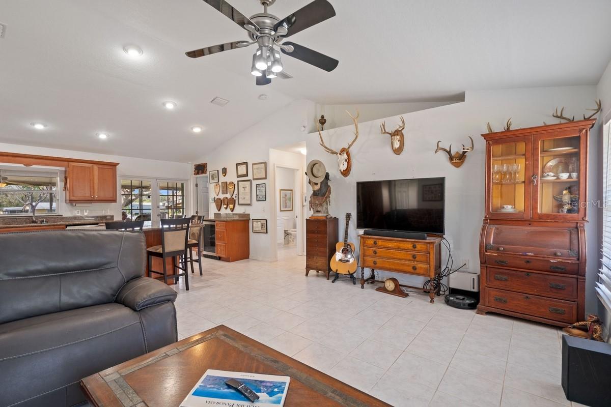 WILCOX SHORES - Residential