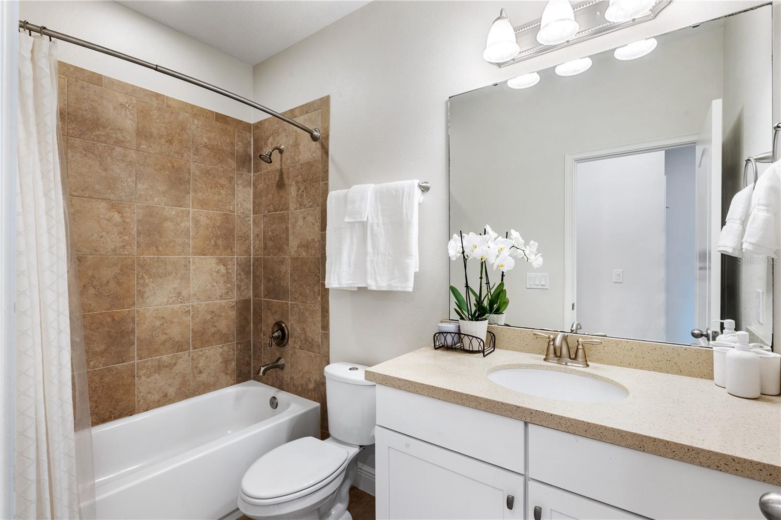 FOUNTAIN PARKE AT LAKE MARY PH 2 - Residential