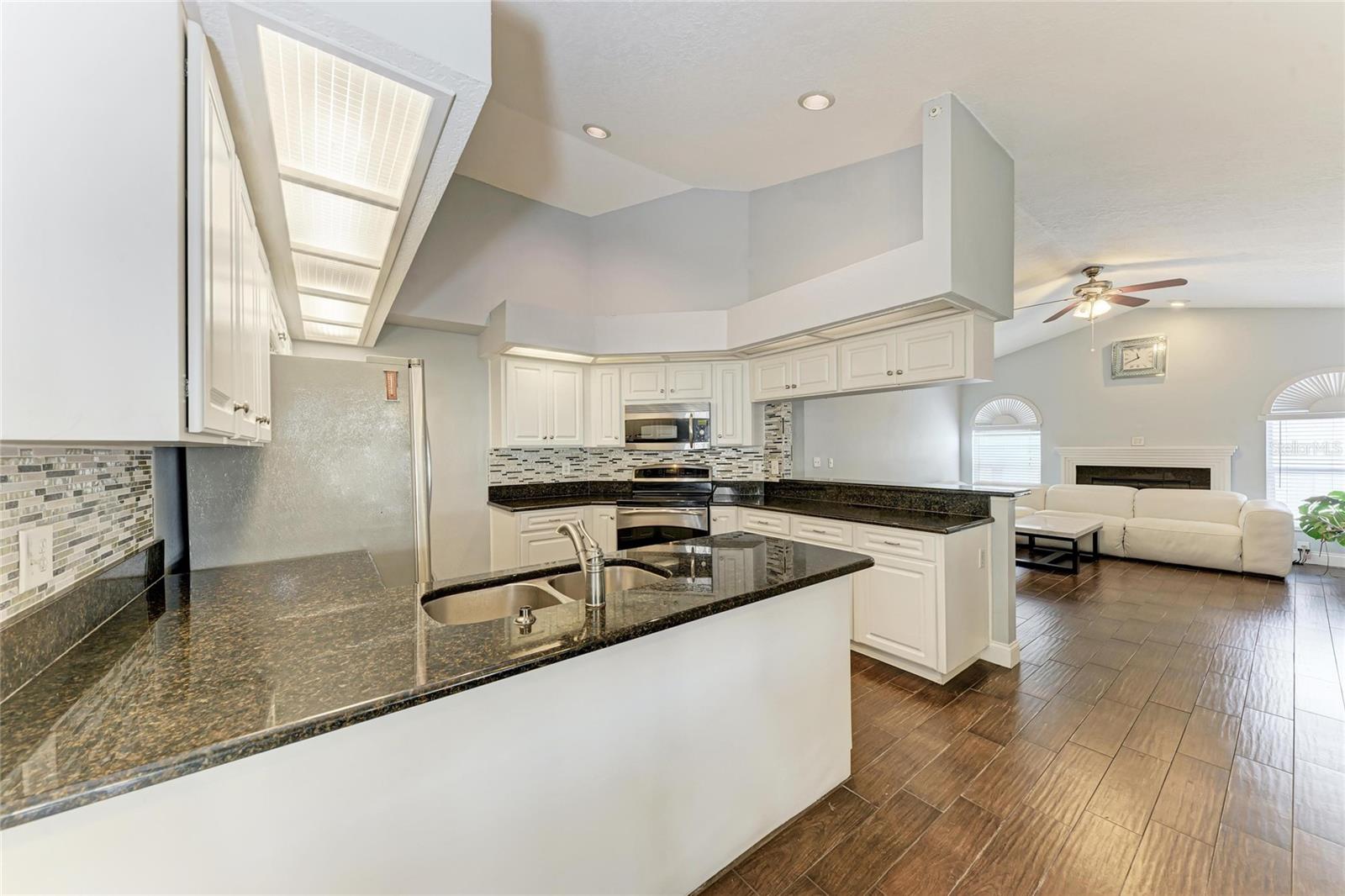 LAKEMONT HILLS PH II - Residential