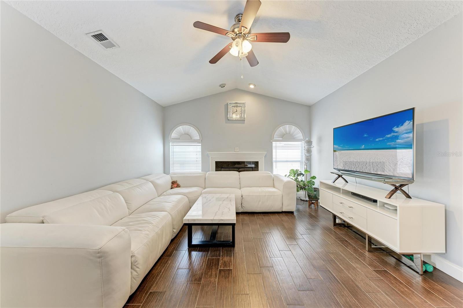 LAKEMONT HILLS PH II - Residential