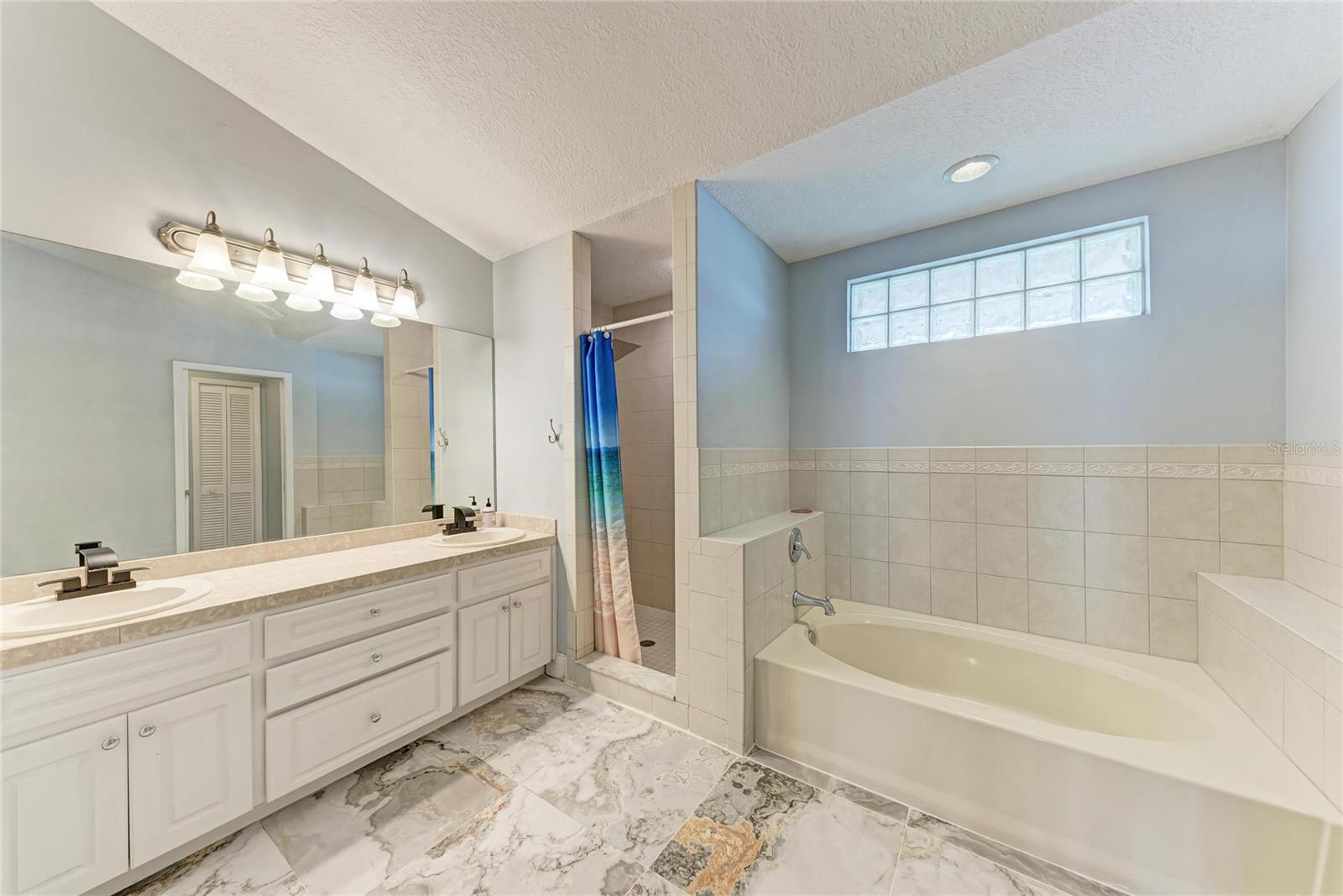 LAKEMONT HILLS PH II - Residential