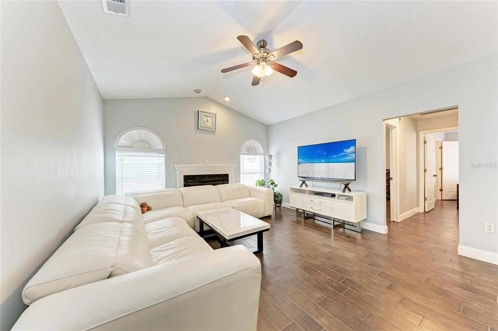 LAKEMONT HILLS PH II - Residential