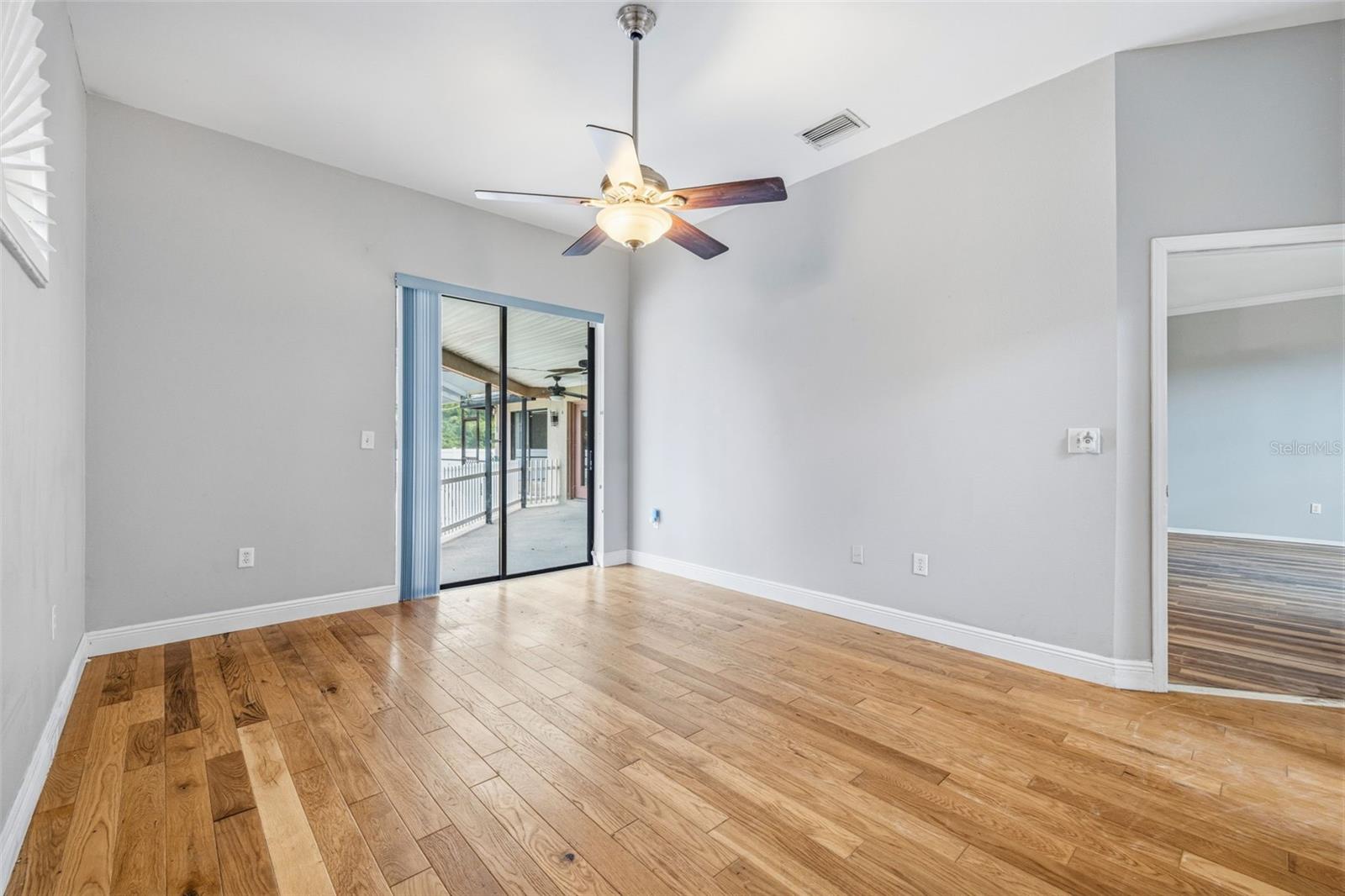 HUNTERS RIDGE - Residential