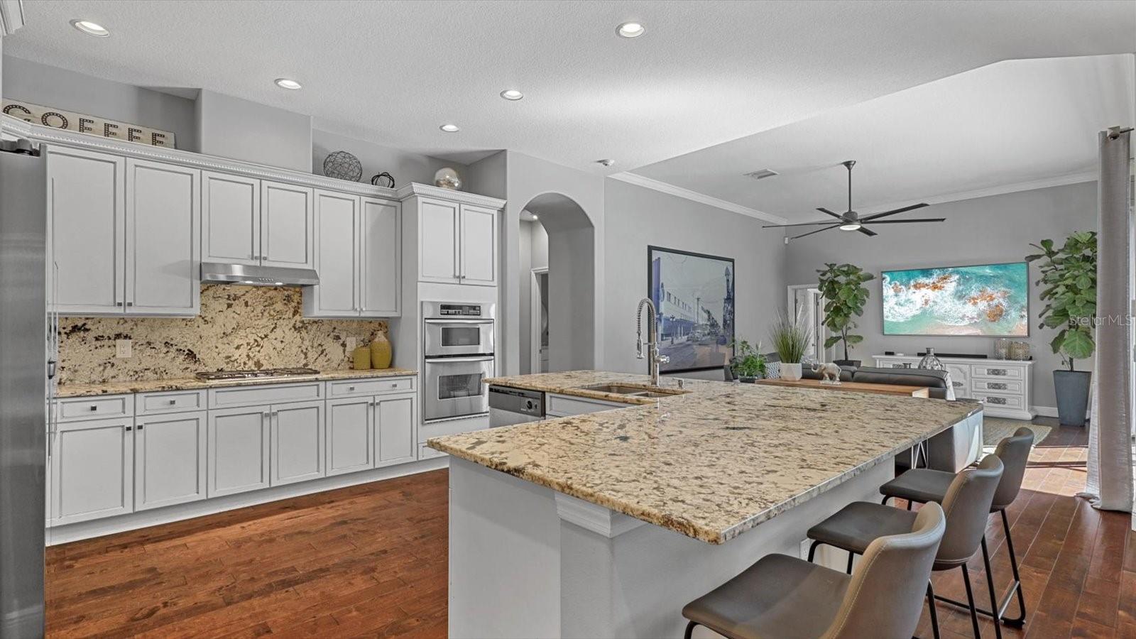 WELLINGTON MANOR PH 2 - Residential