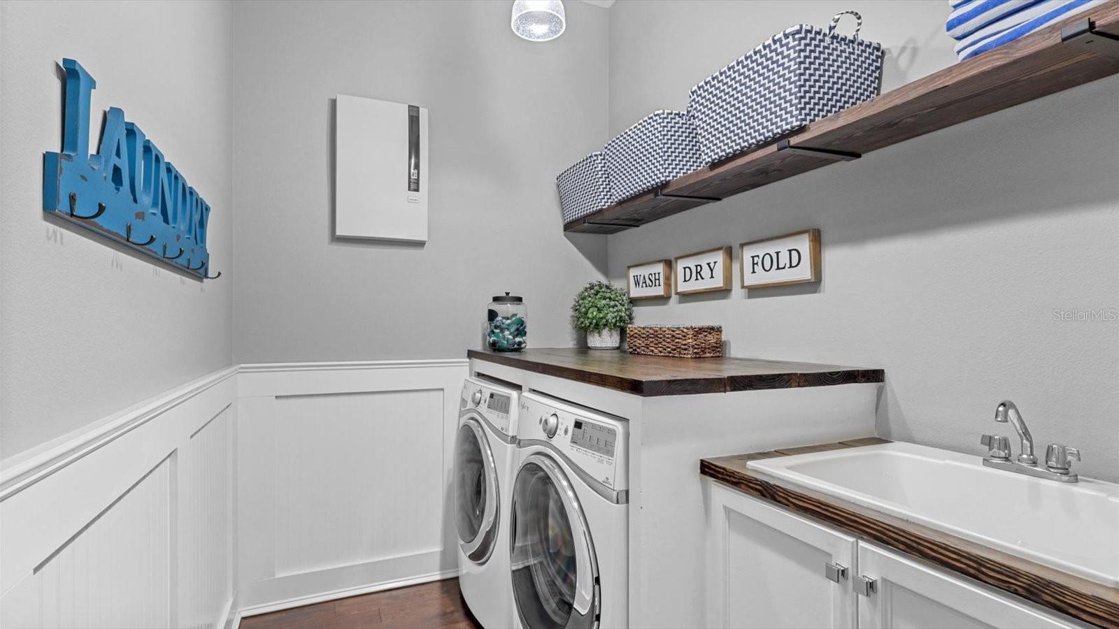 WELLINGTON MANOR PH 2 - Residential