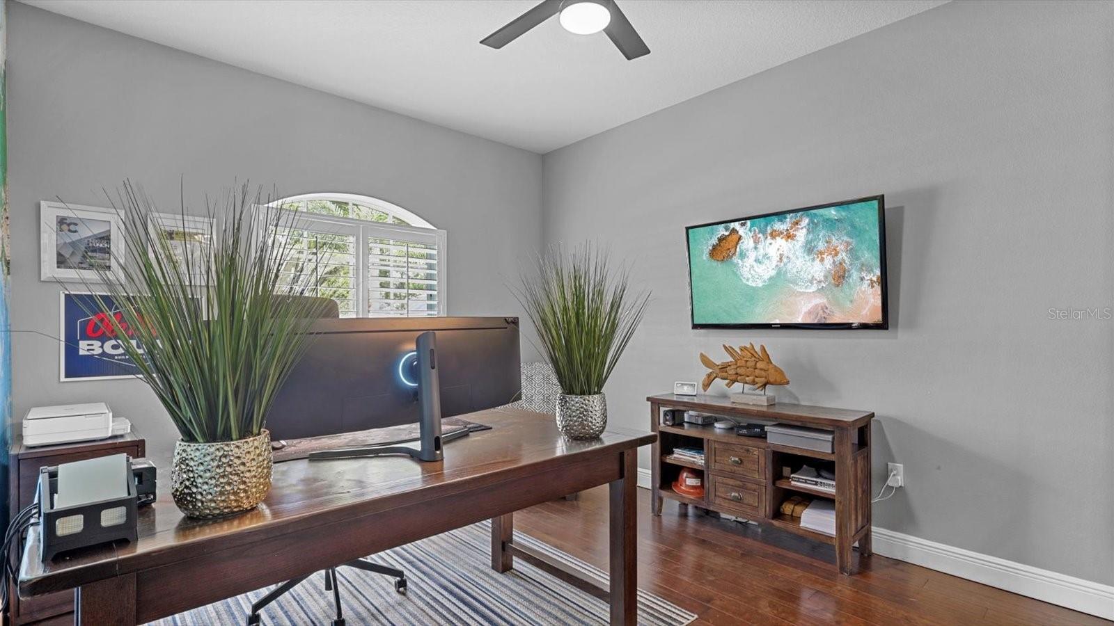 WELLINGTON MANOR PH 2 - Residential