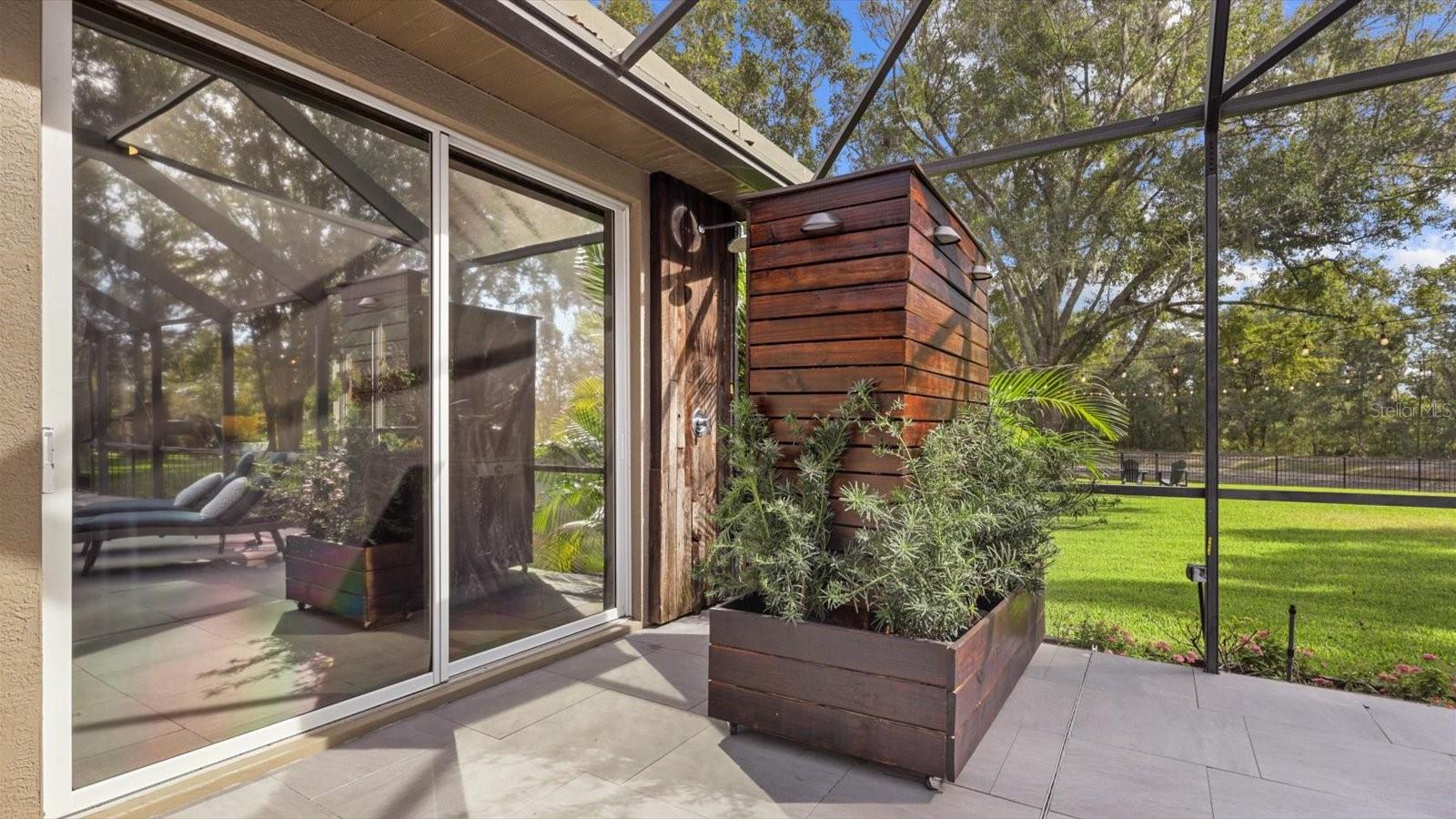 WELLINGTON MANOR PH 2 - Residential