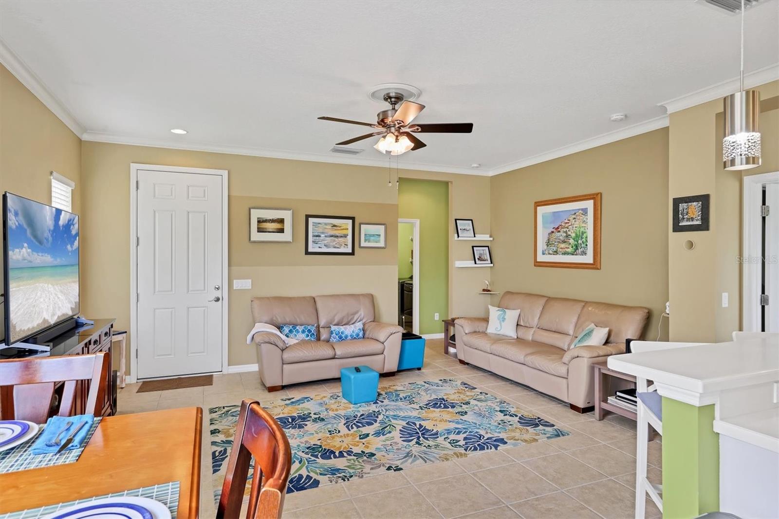 1630 WHITE BREEZE COVE