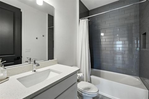 Tiny photo for 16238 Volterra Point, Bella Collina, FL 34756 (MLS # G5099344)