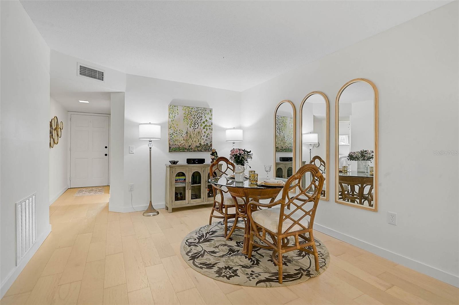 CASA SEVILLE - Residential