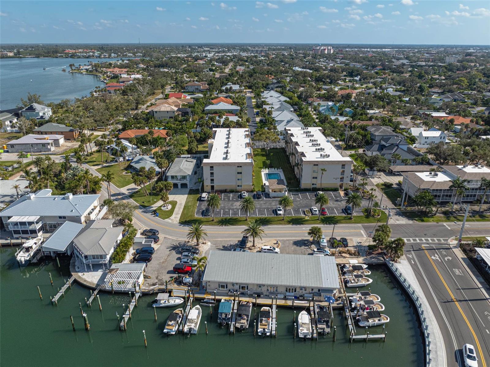 CASA SEVILLE - Residential