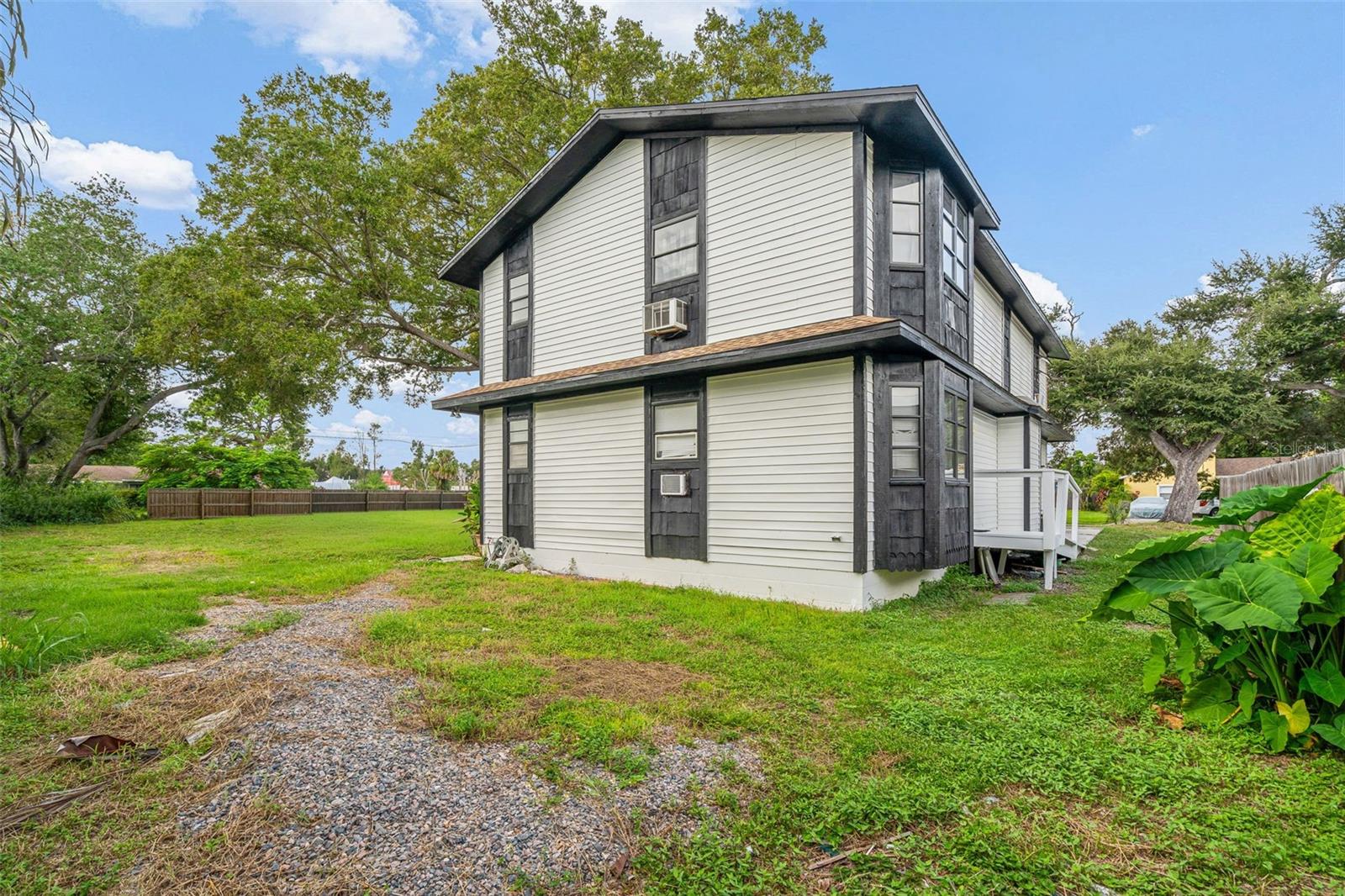 3160 ASPINWALL STREET