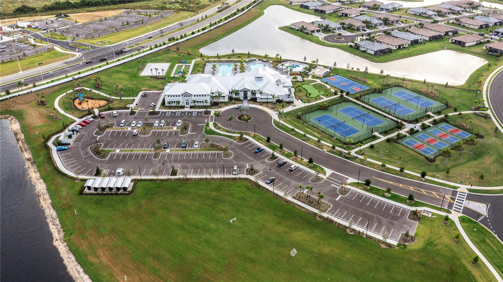 LORRAINE LAKES PH I - Residential Lease