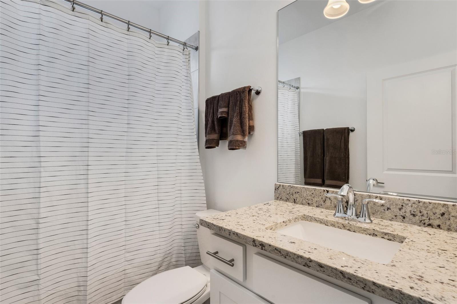 LORRAINE LAKES PH I - Residential Lease