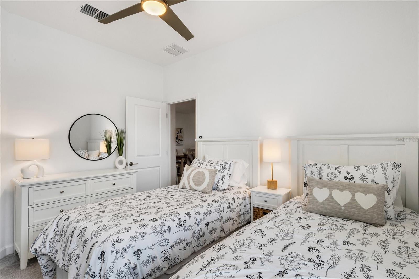 LORRAINE LAKES PH I - Residential Lease