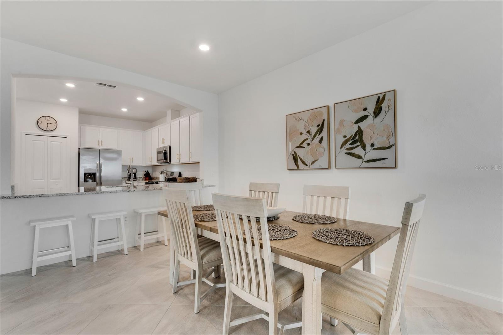 LORRAINE LAKES PH I - Residential Lease