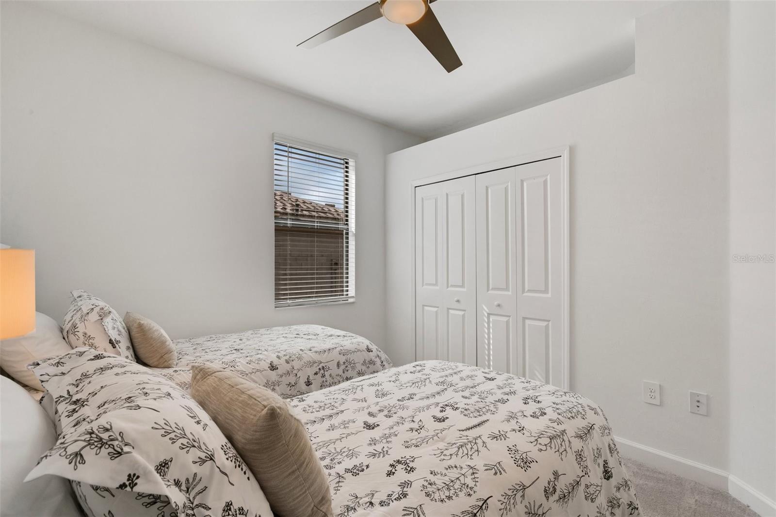 LORRAINE LAKES PH I - Residential Lease
