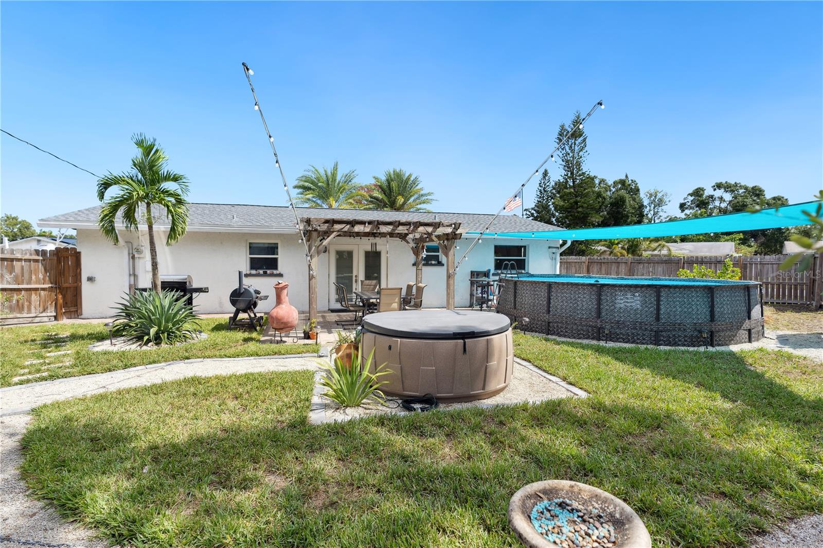 RIDGEWOOD ESTATES 09 ADD - Residential