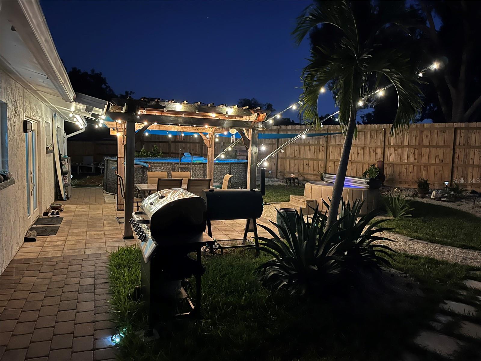 RIDGEWOOD ESTATES 09 ADD - Residential