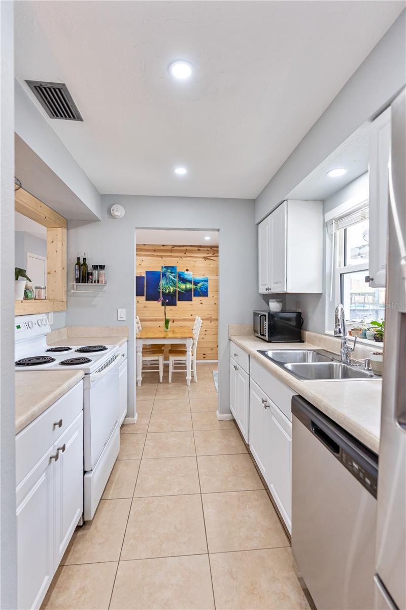 RIDGEWOOD ESTATES 09 ADD - Residential