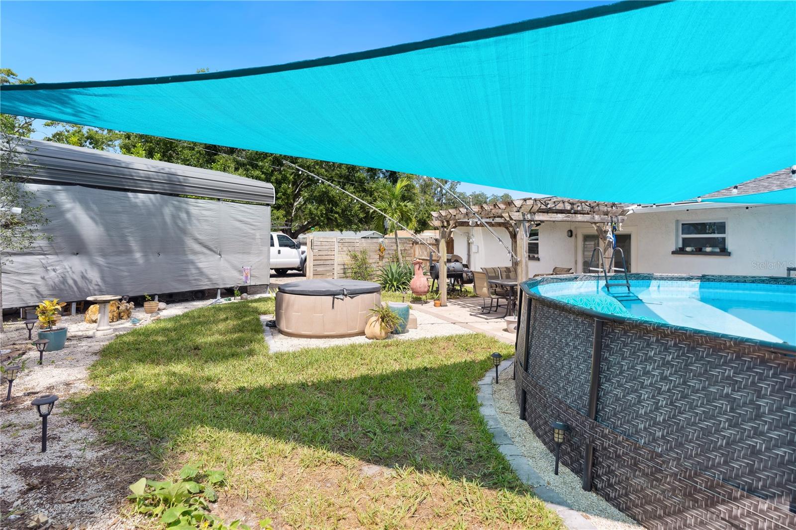 RIDGEWOOD ESTATES 09 ADD - Residential