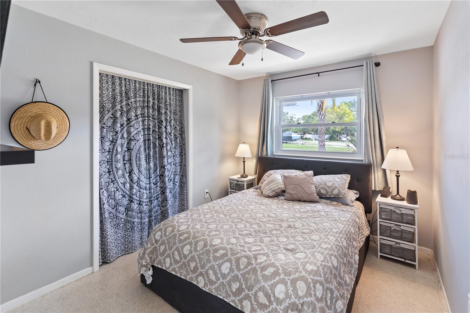 RIDGEWOOD ESTATES 09 ADD - Residential