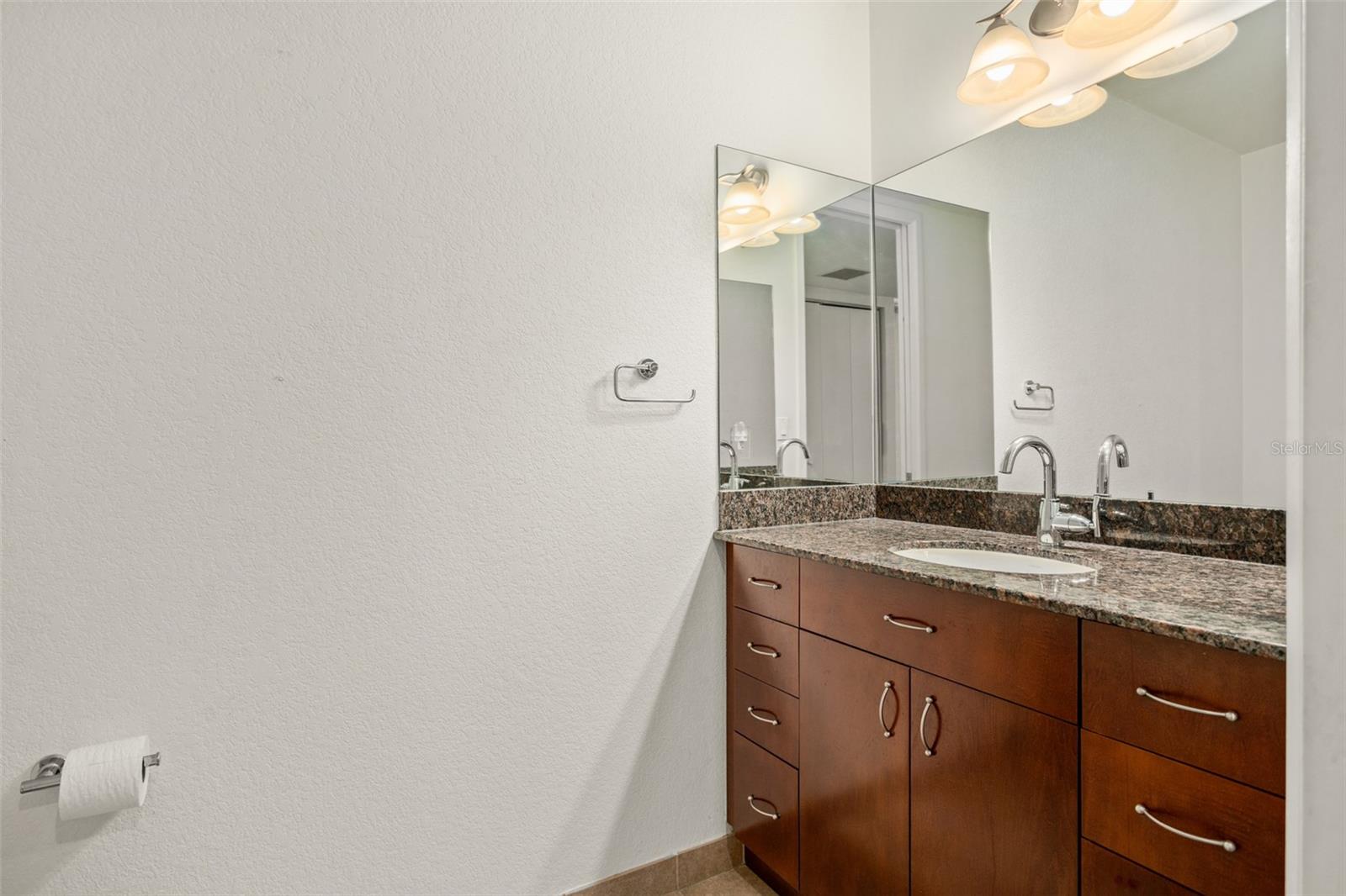 VUE/LK EOLA - Residential