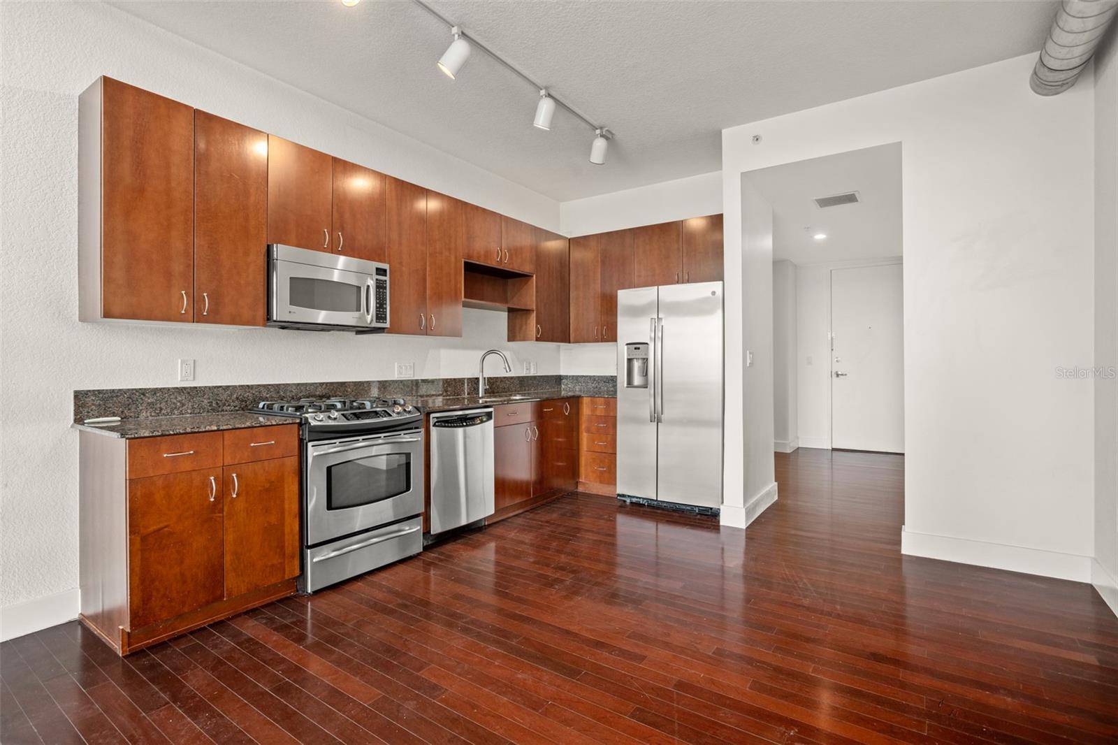 VUE/LK EOLA - Residential