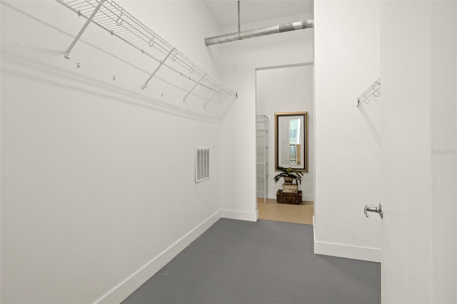 VUE/LK EOLA - Residential