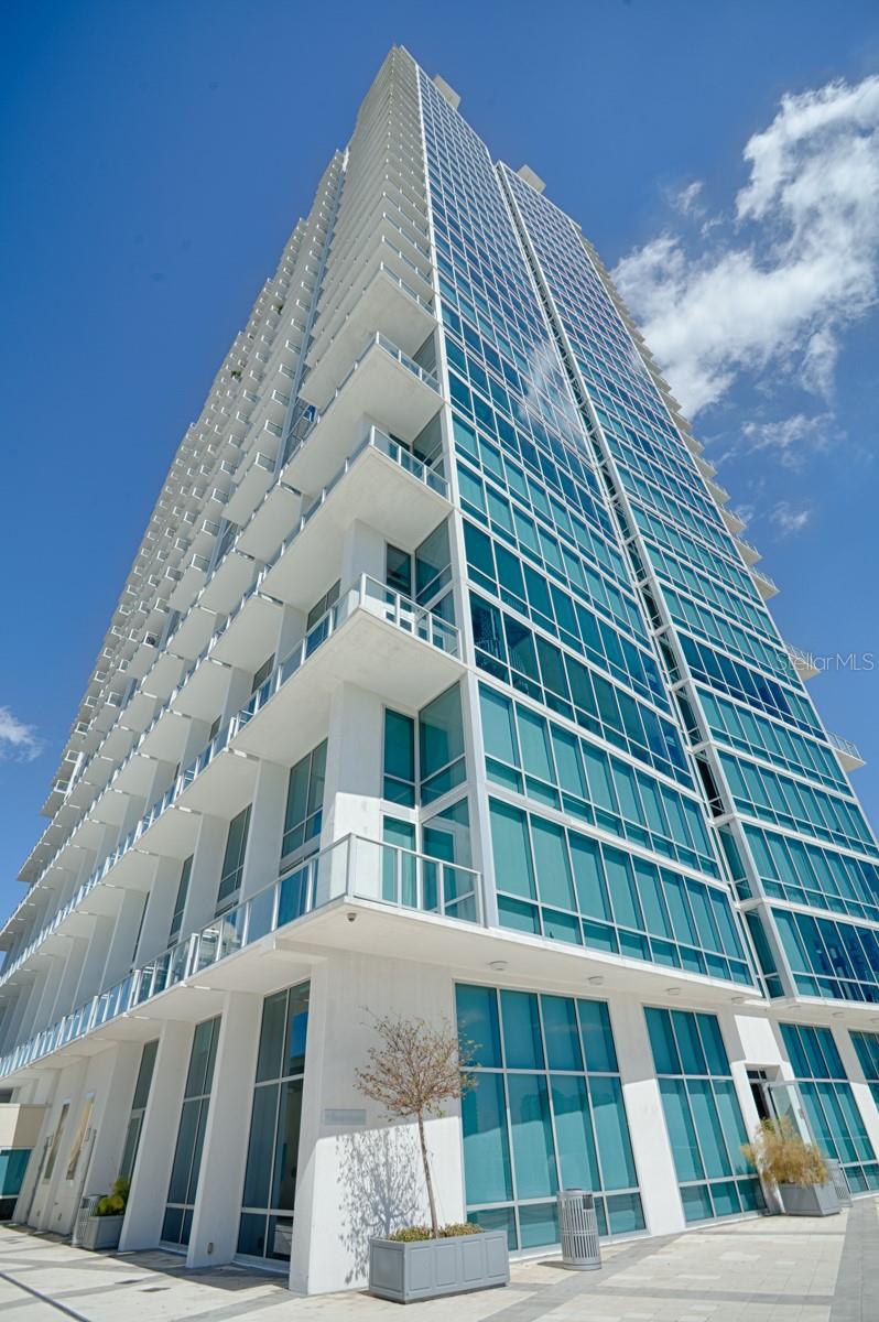 VUE/LK EOLA - Residential