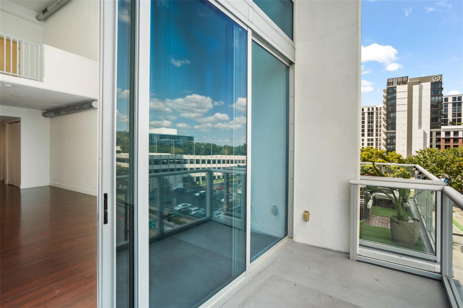 VUE/LK EOLA - Residential