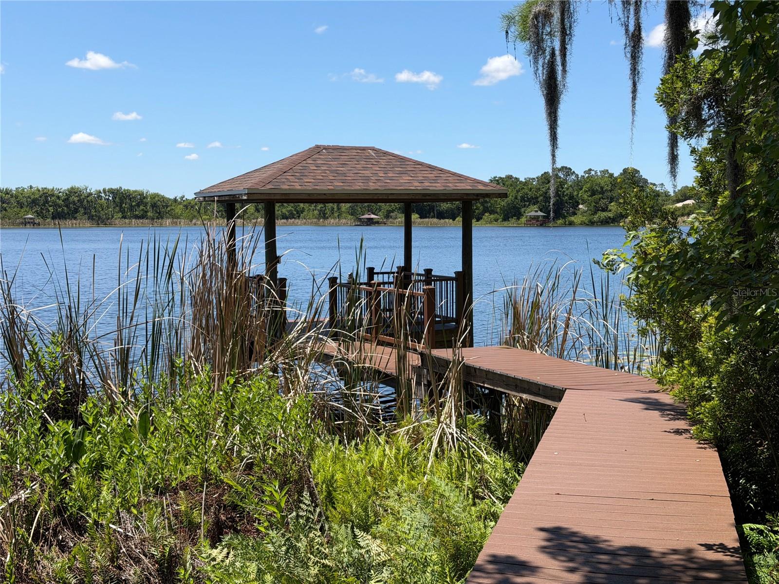 WILDERNESS LAKE PRESERVE - Residential