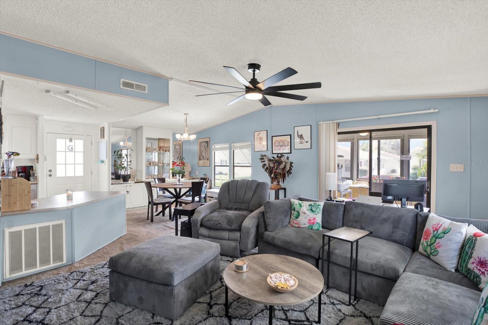 4865 GOLDENVIEW LANE
