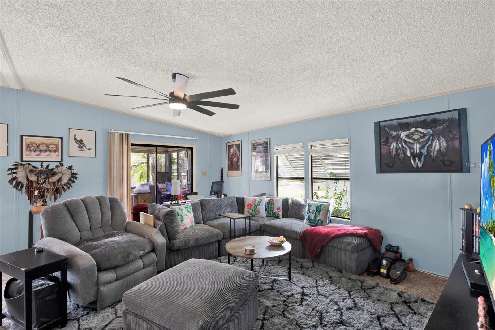 4865 GOLDENVIEW LANE